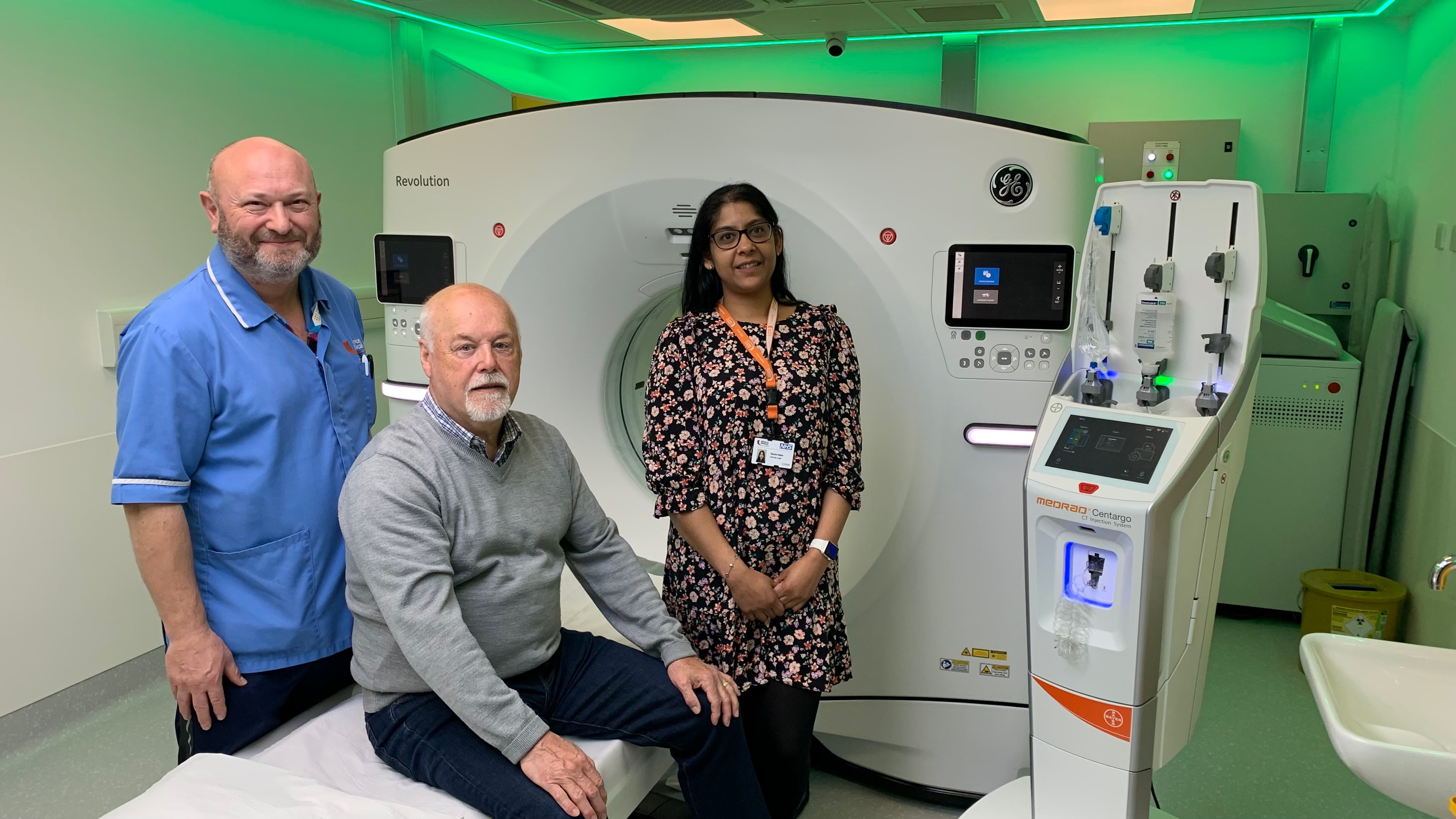 The IDC's first patient John Goss with Radiographer Robert Dowson and Clinical Lead Yasmin Hakin..png