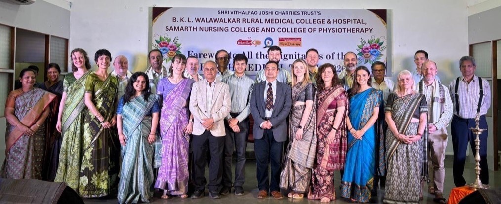 The_delegation_pictured_during_their_visit_to_India._1.jpg